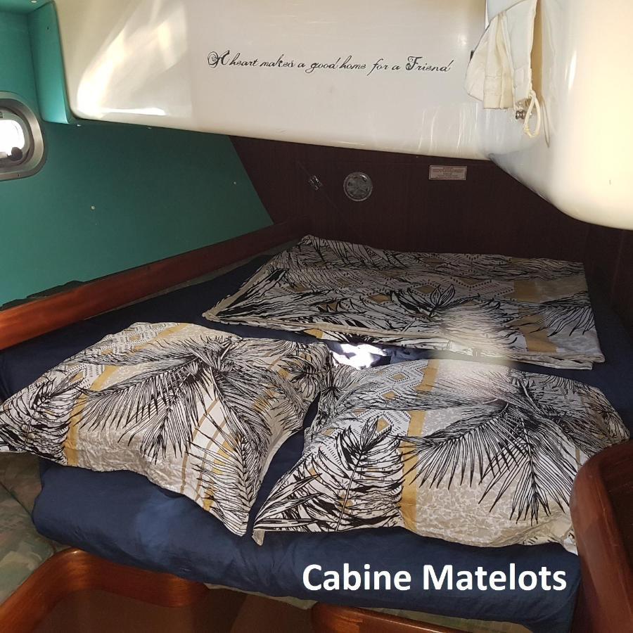 2 Nuits Insolites & 1 Excursion Voile A Bord Du Voilier Mori Ora Moorea Buitenkant foto